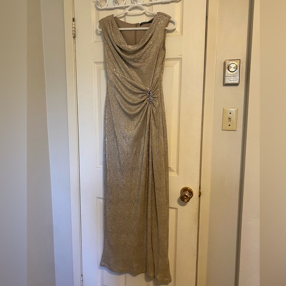 Elegant floor length Ralph Lauren gown with slit perfect for wedding season! - Picture 2 of 6